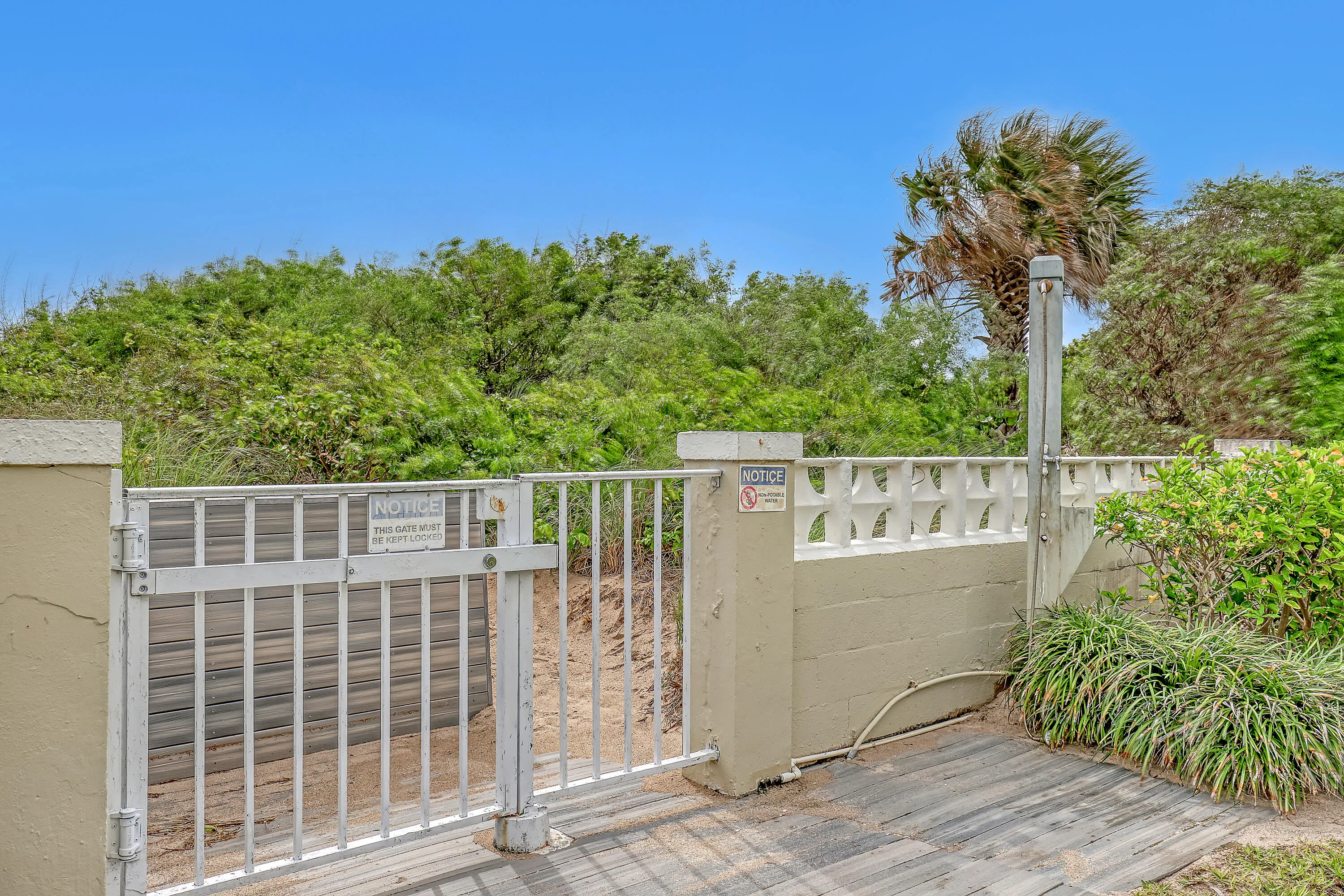 Private Entrance to the BEACH