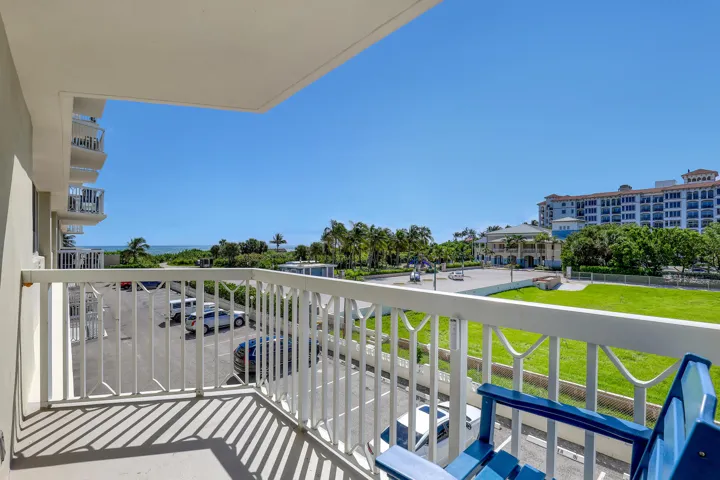 Yes You can see the ocean from the Balcony :)