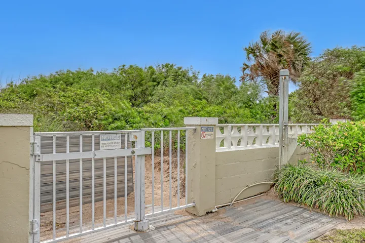 Private Entrance to the BEACH