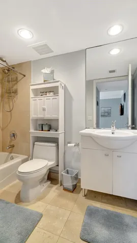 2nd bathroom