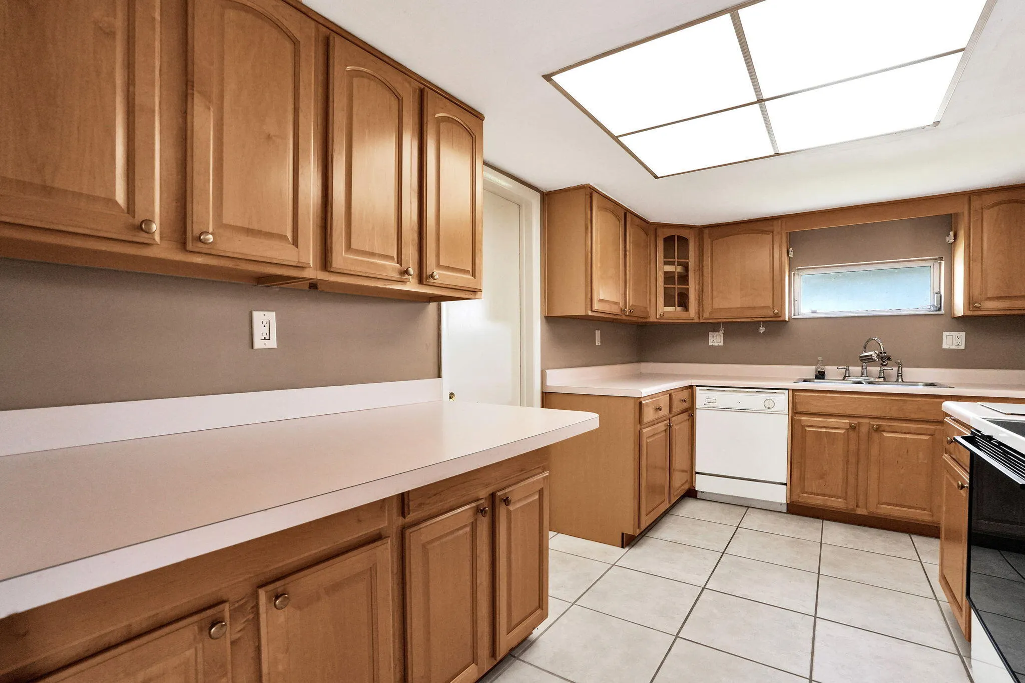 Kitchen 4