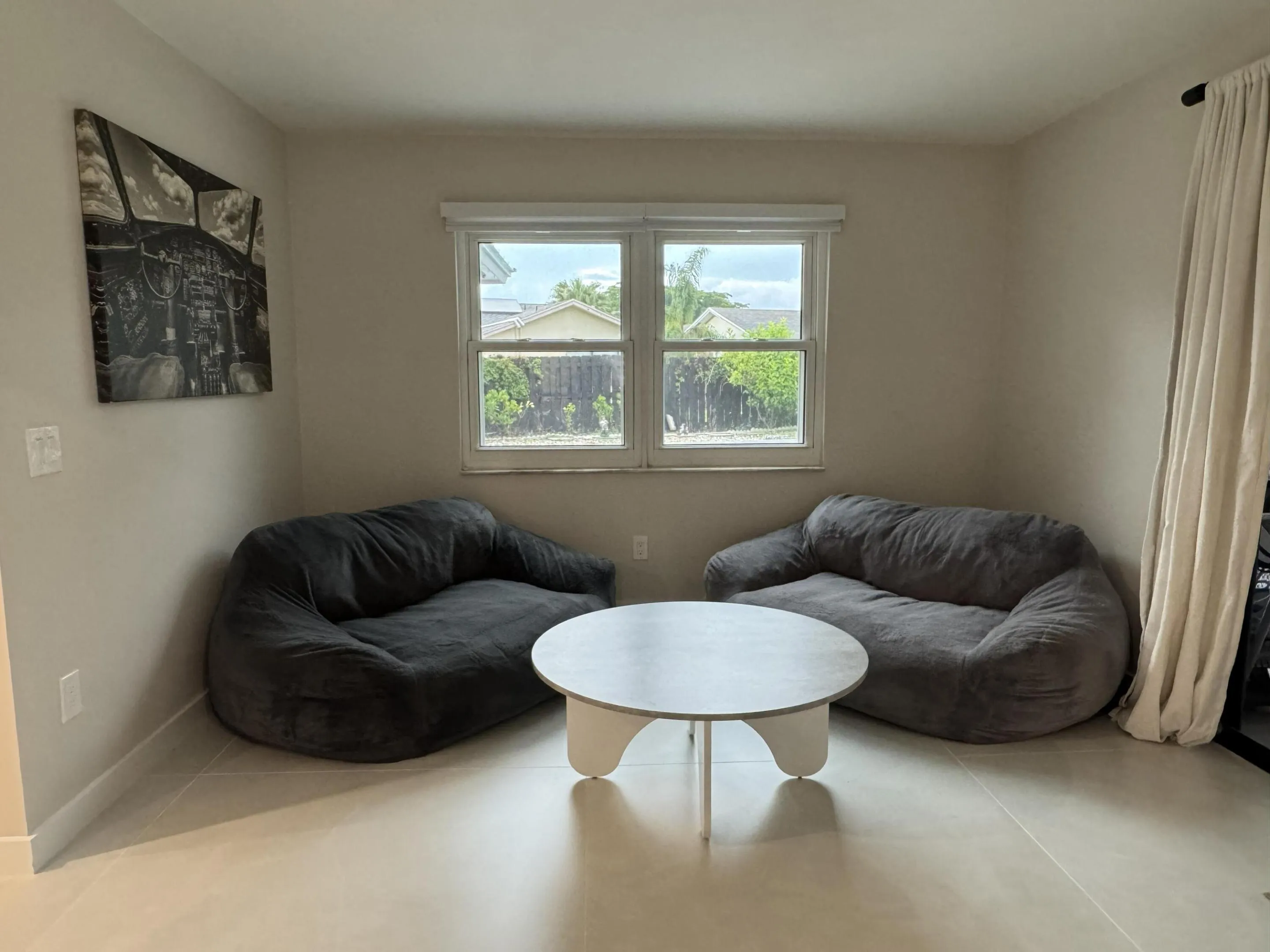 Lounge area
