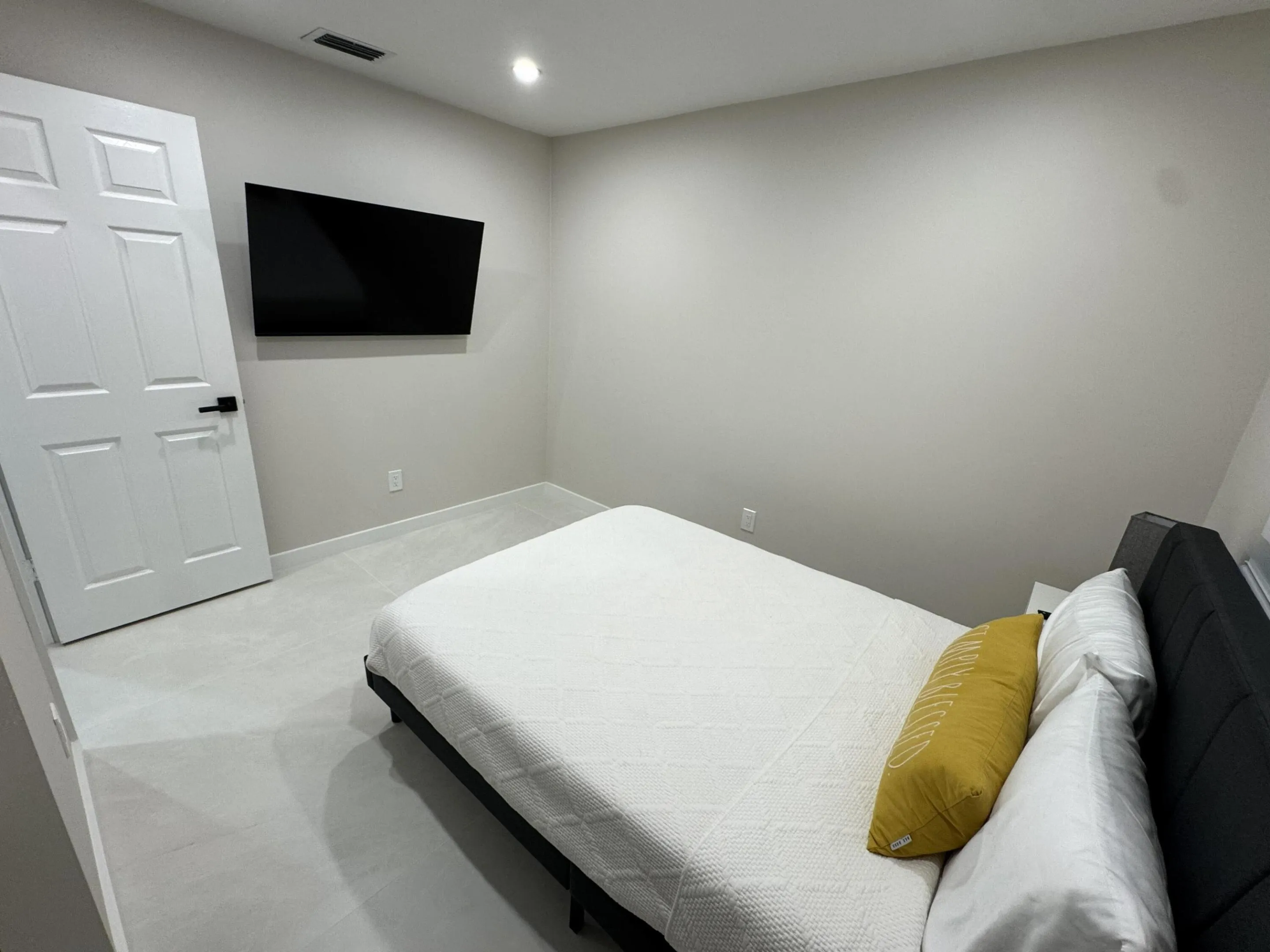 Bedroom3view2