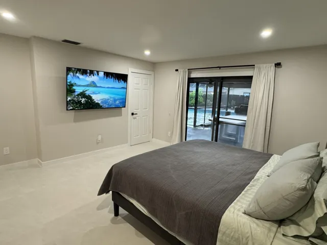 Master Bedroom View3