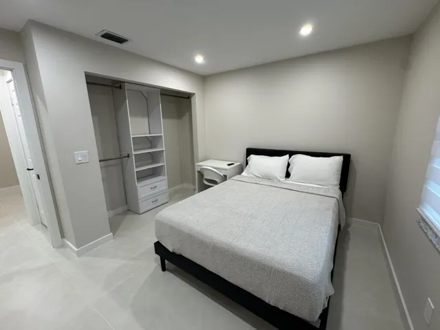 Berdroom1view2