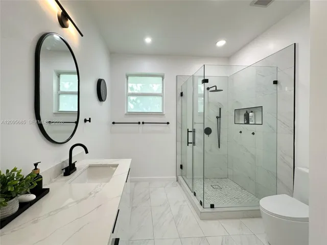 Fully remodeled master bathroom