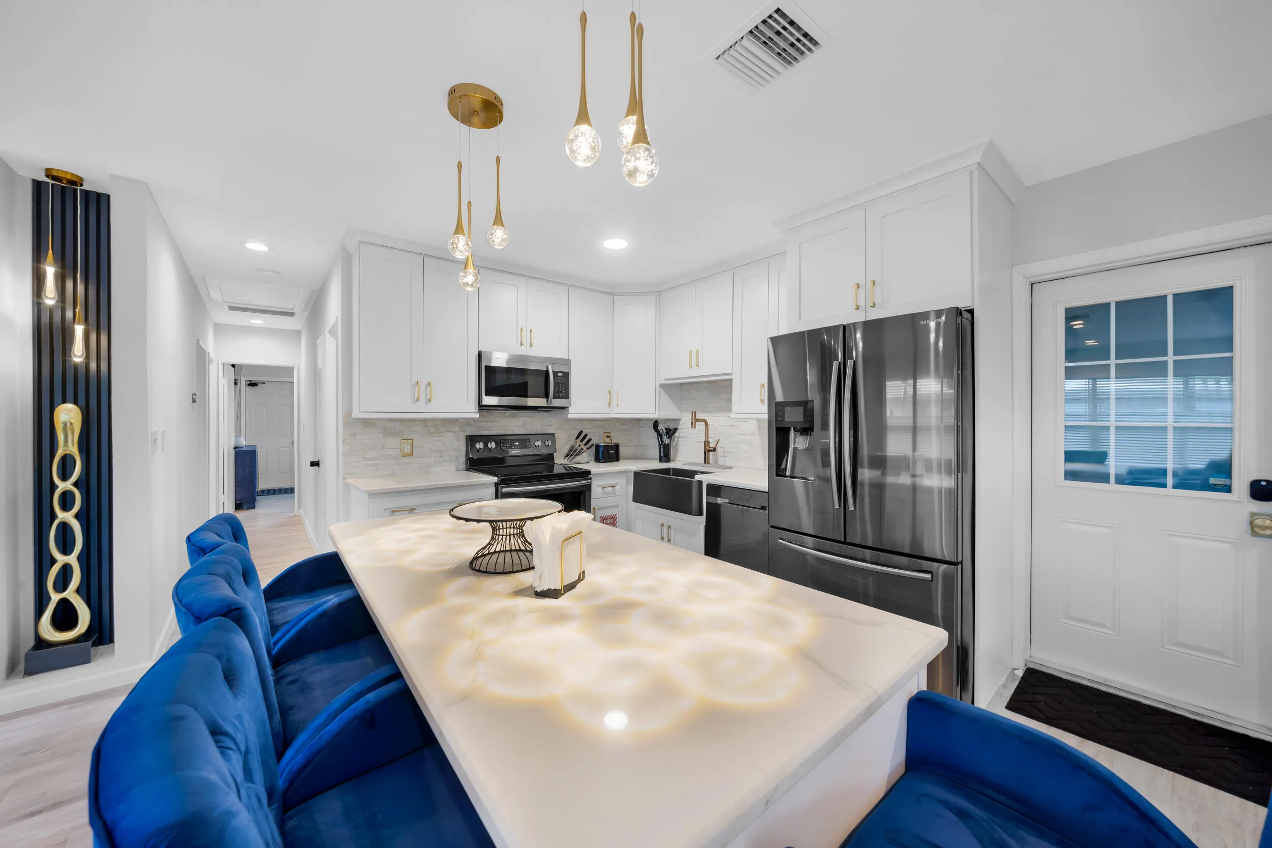 700 NE 16th Ct-Fort Lauderdal-Bianca-17