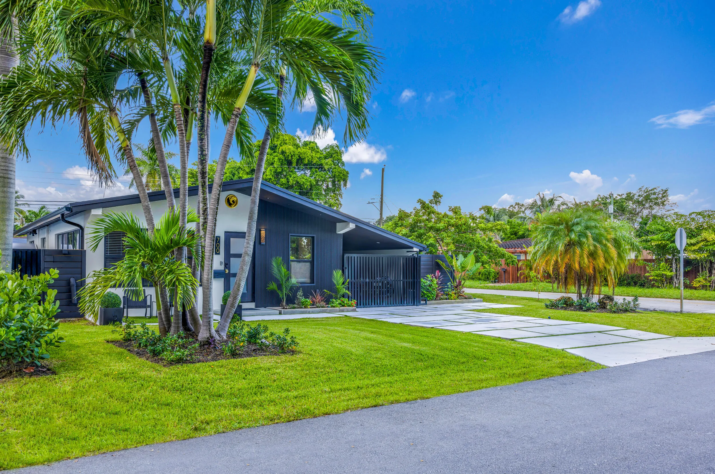 700 NE 16th Ct-Fort Lauderdal-Bianca-49