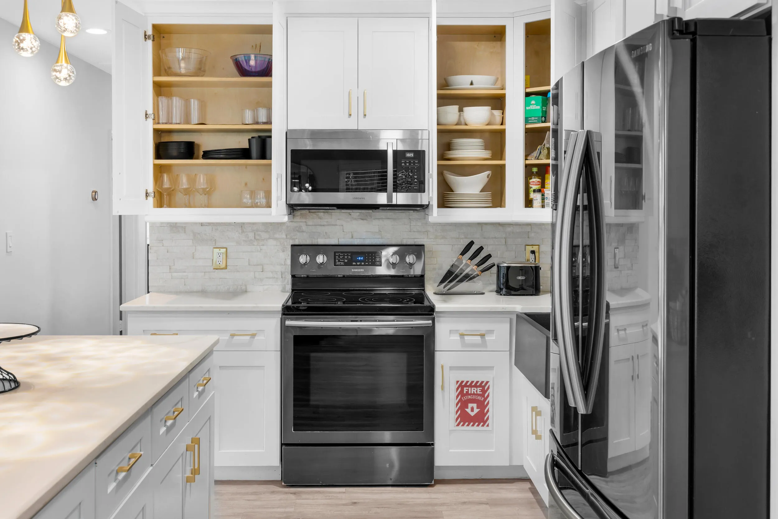 700 NE 16th Ct-Fort Lauderdal-Bianca-19