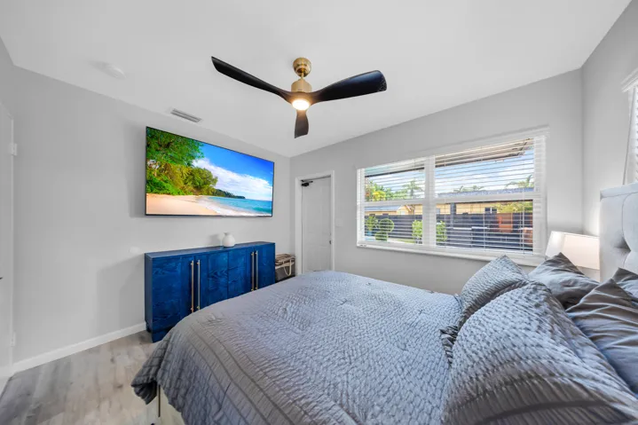 700 NE 16th Ct-Fort Lauderdal-Bianca-32