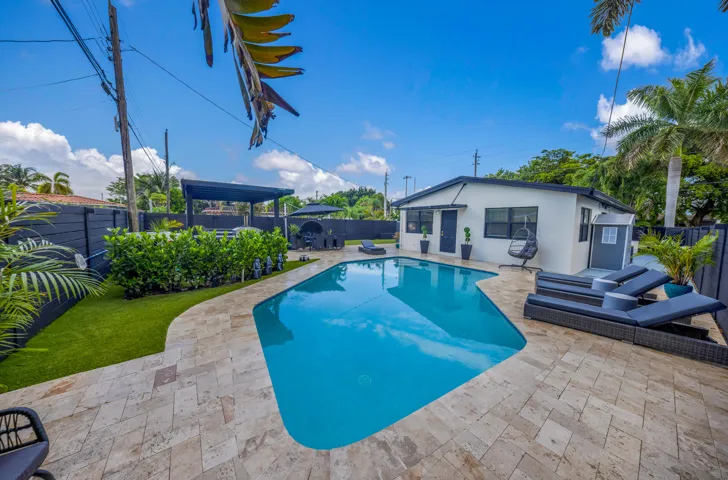 700 NE 16th Ct-Fort Lauderdal-Bianca-38
