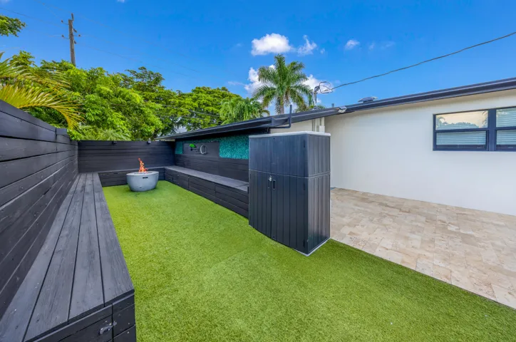 700 NE 16th Ct-Fort Lauderdal-Bianca-44