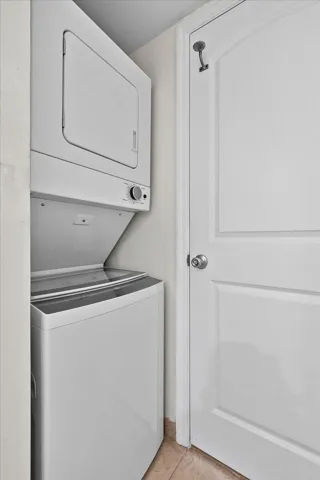 WASHER & DRYER