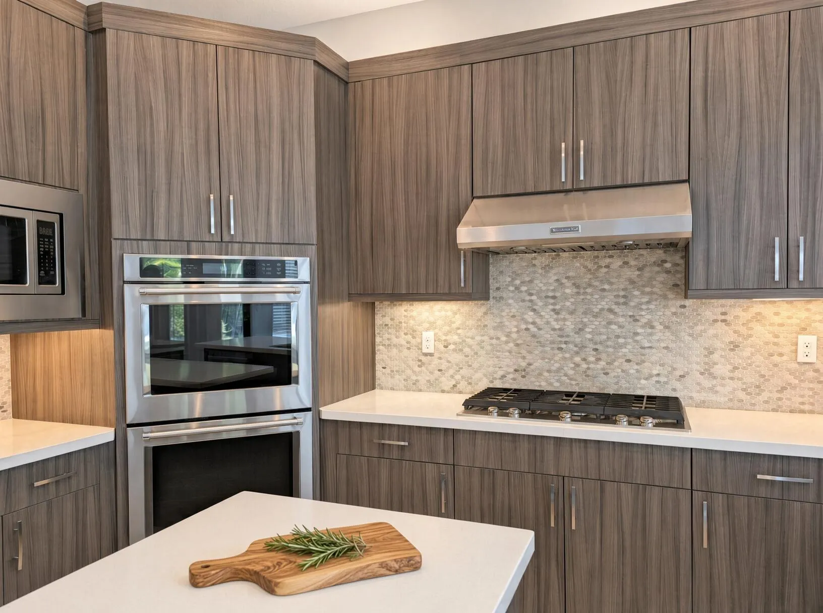 8. kitchen 1