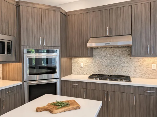 8. kitchen 1