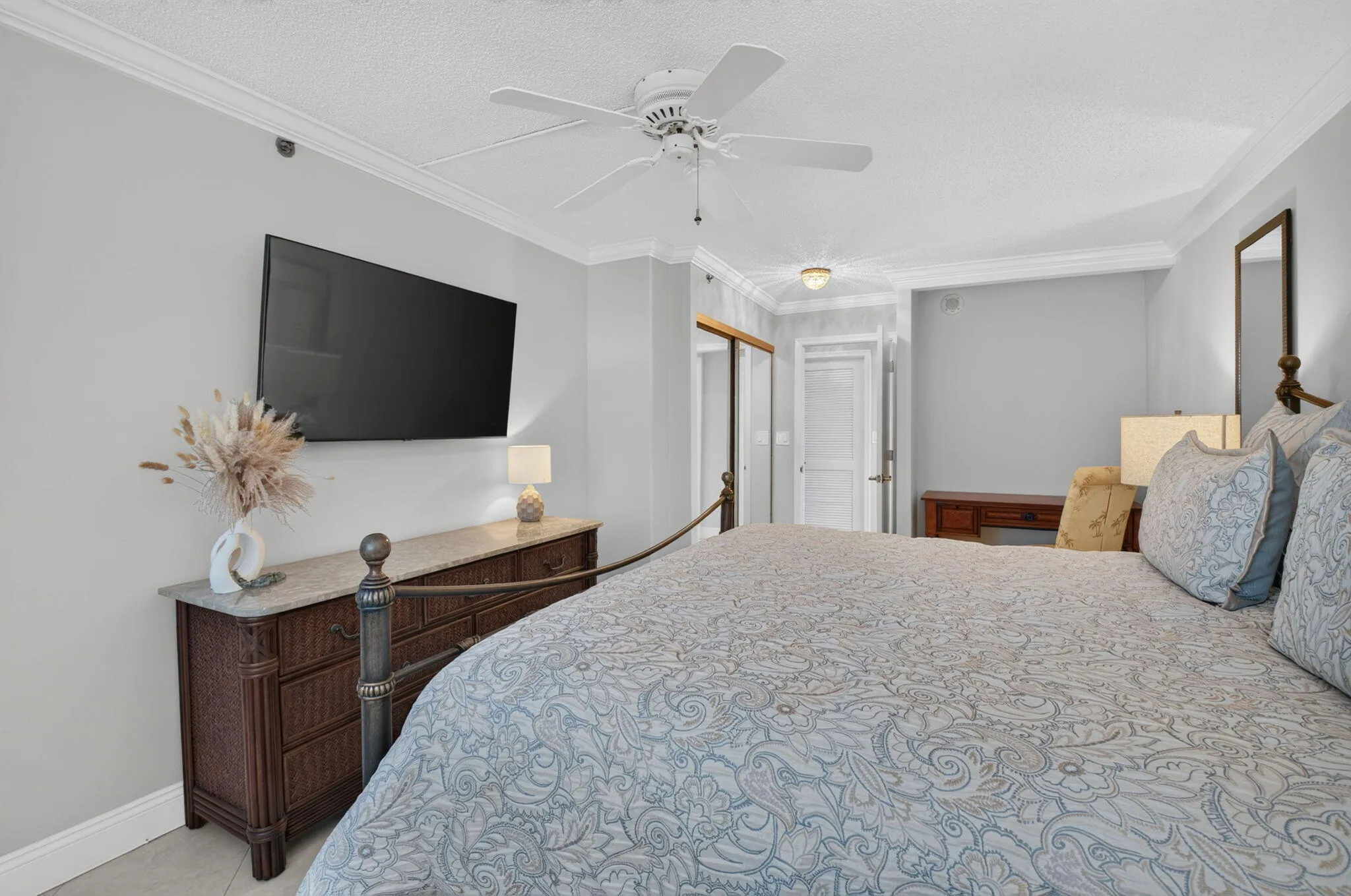 Sleep soundly in this elegant primary suite