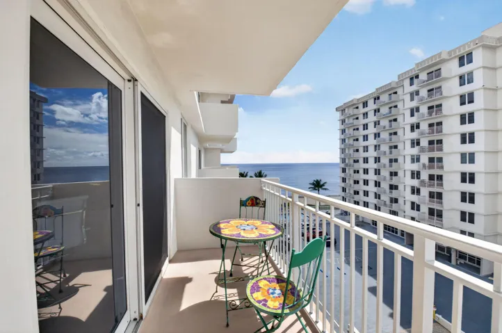There's the ocean, just an elevator ride away!