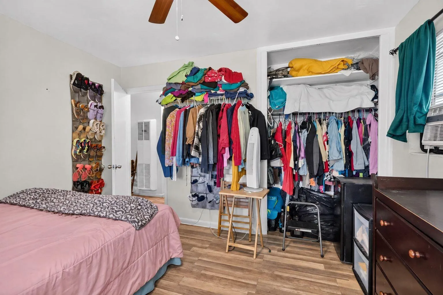 bedroom 1 2