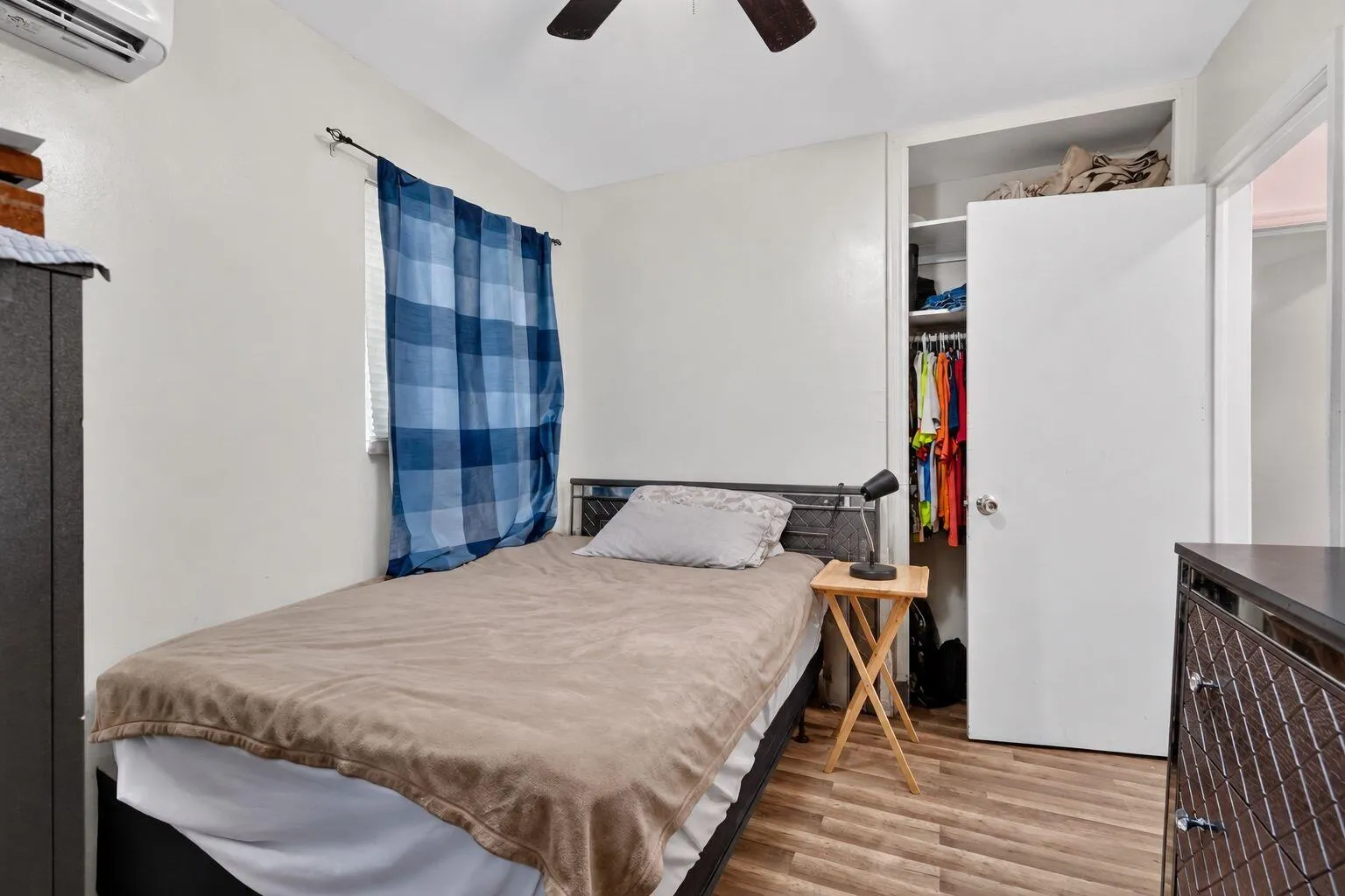 bedroom 2 2