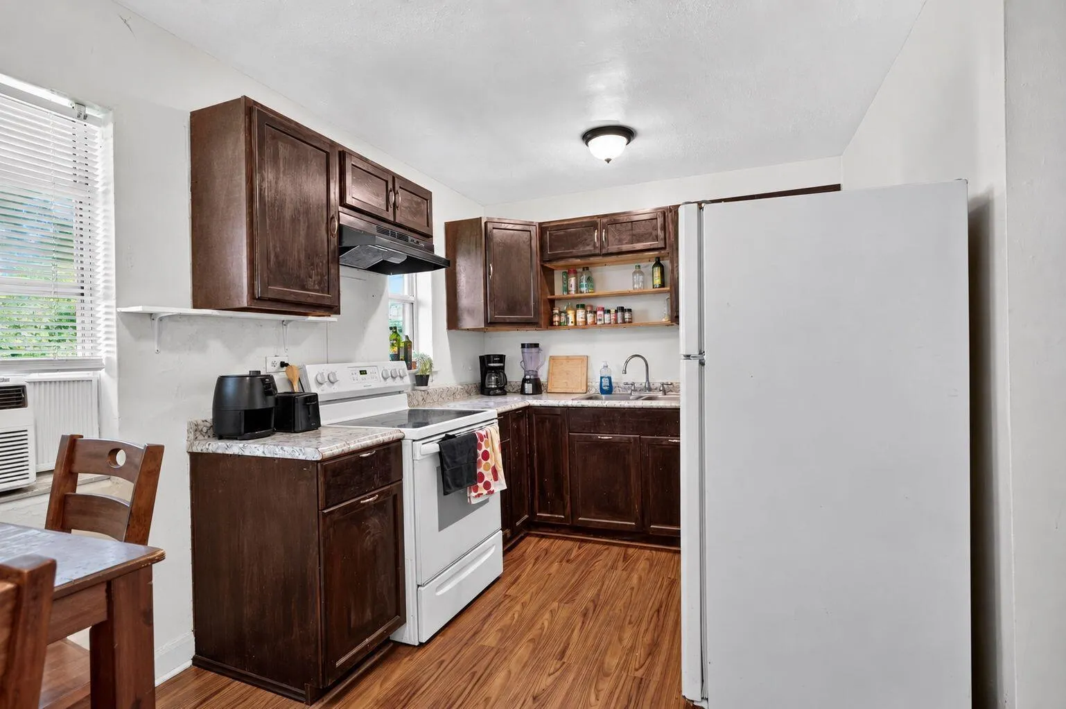kitchen from entrance