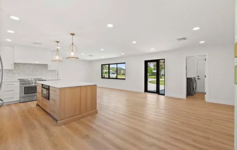 c4b03d1b-f95a-4ab4-bd2b-e9fe00781f05