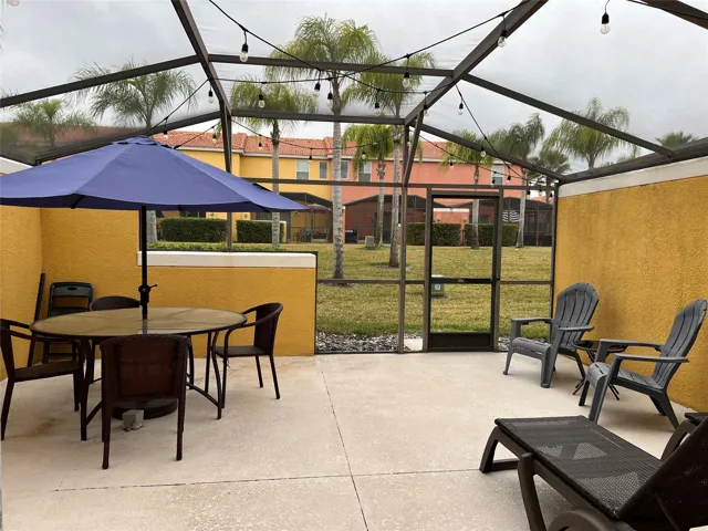Screened Patio