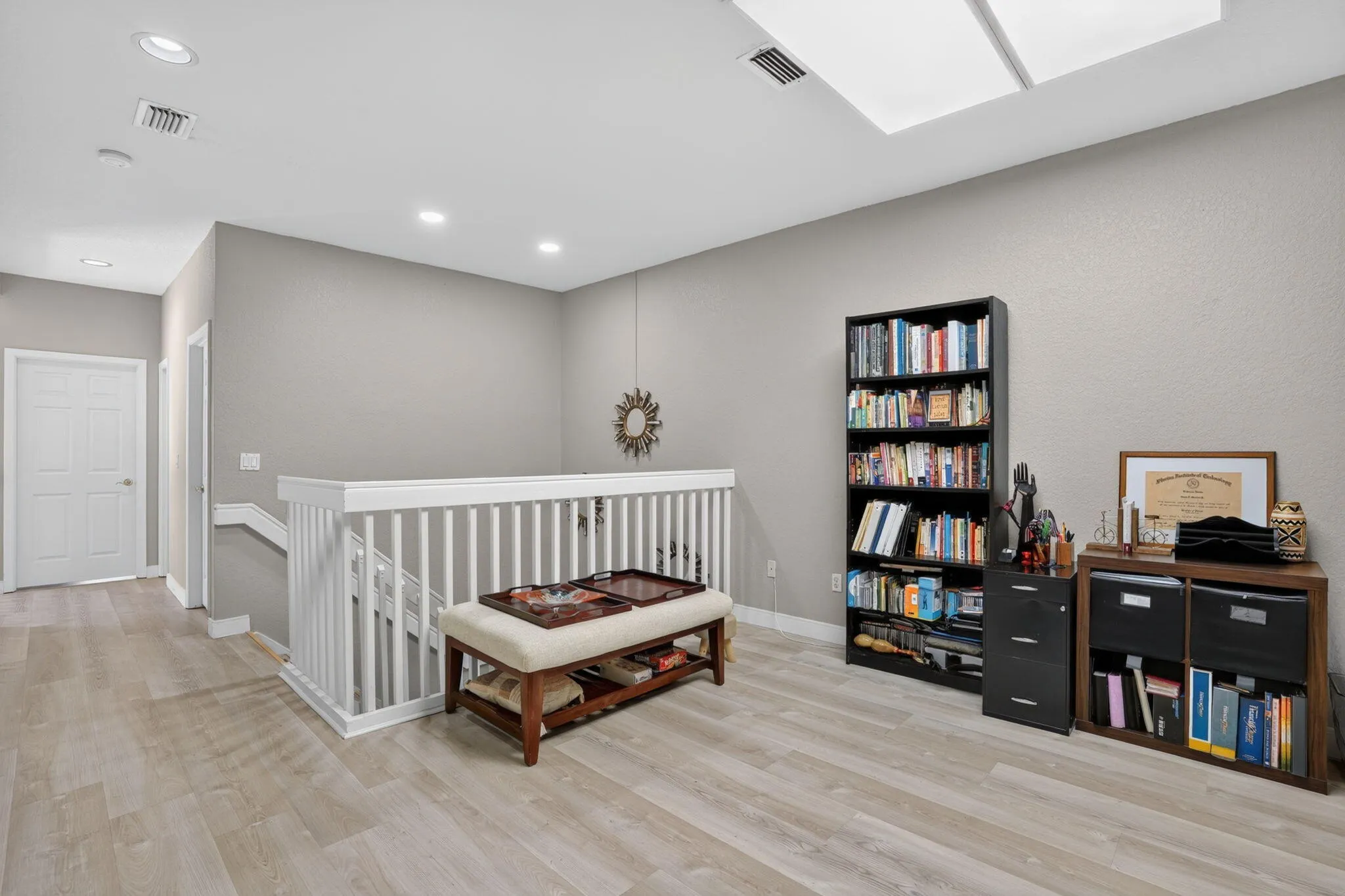 Possible 4th bedroom.