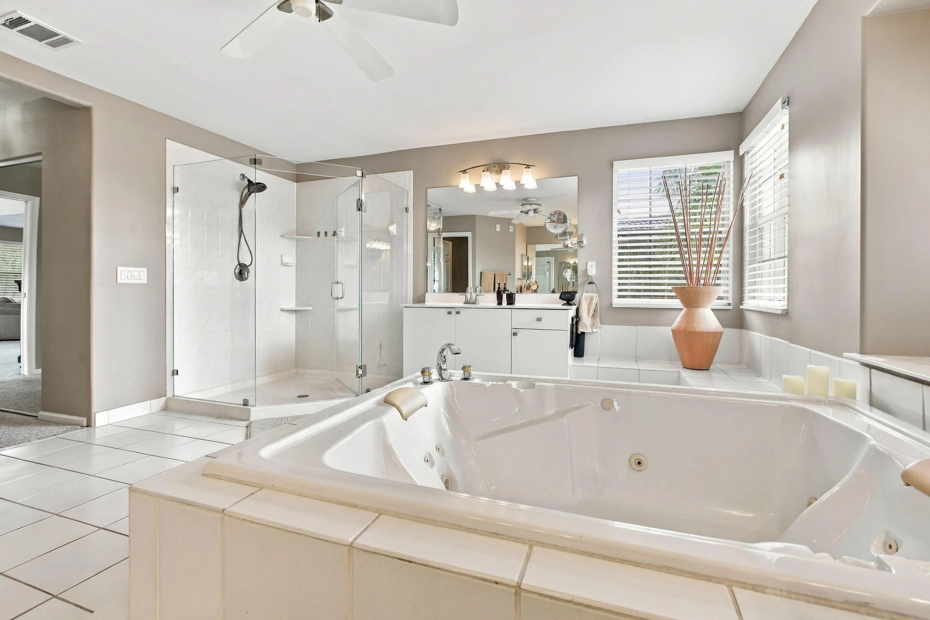 35-Property Photo 035