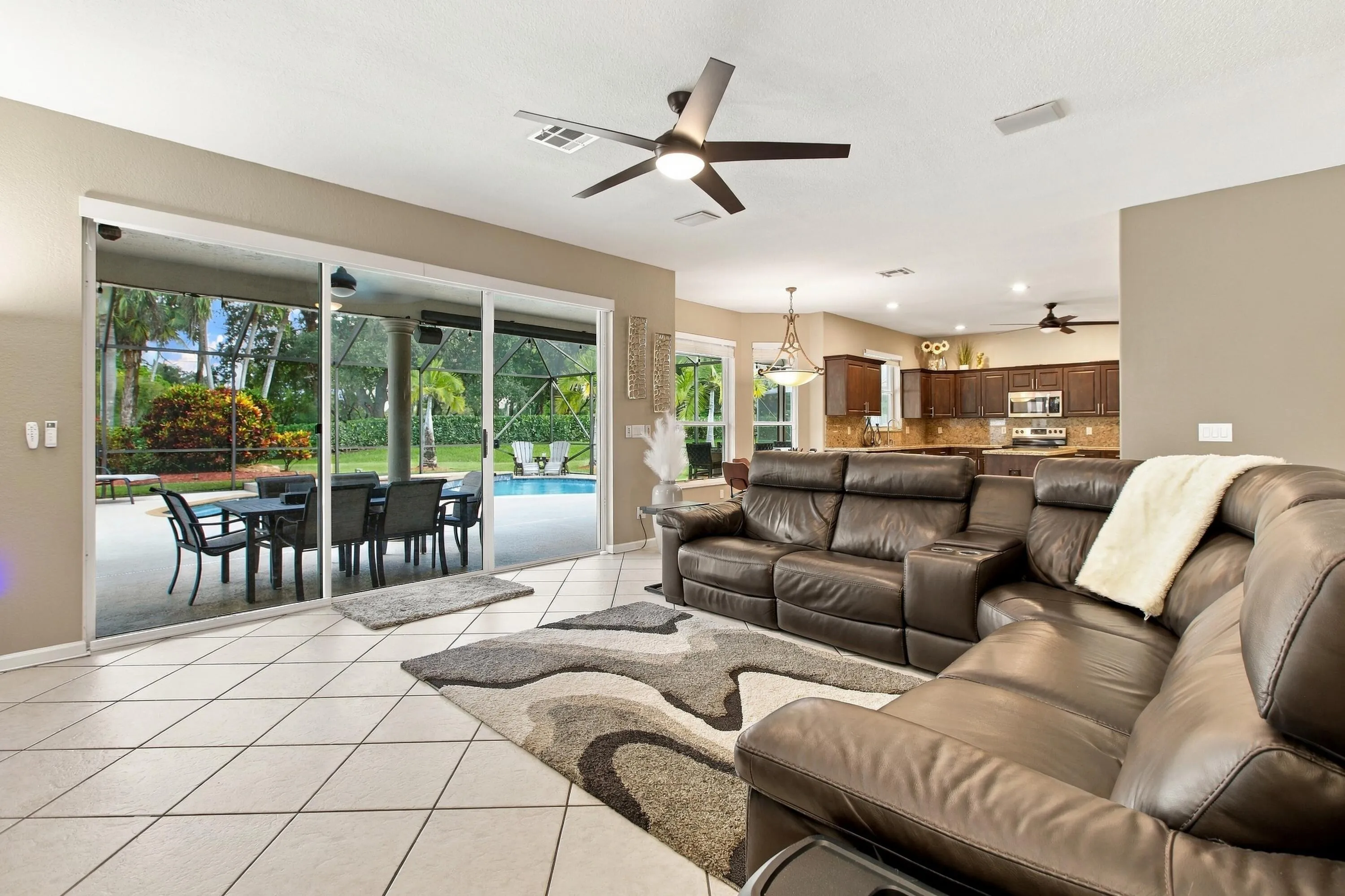 15-Property Photo 015