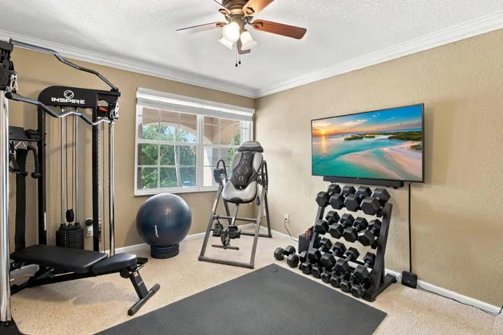 27-Property Photo 027