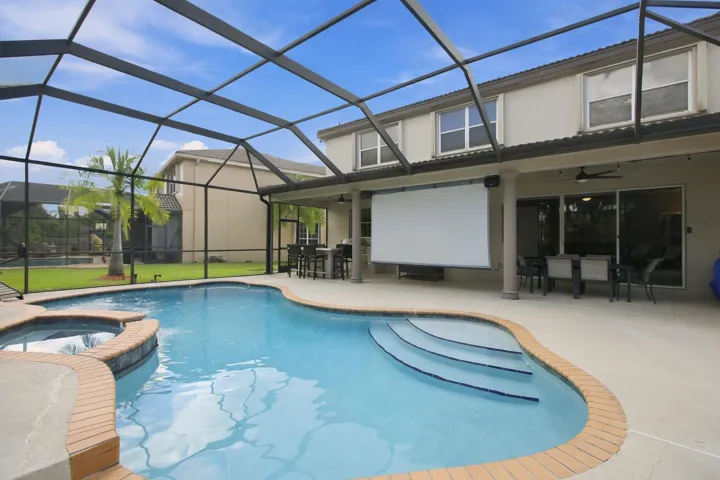40-Property Photo 040