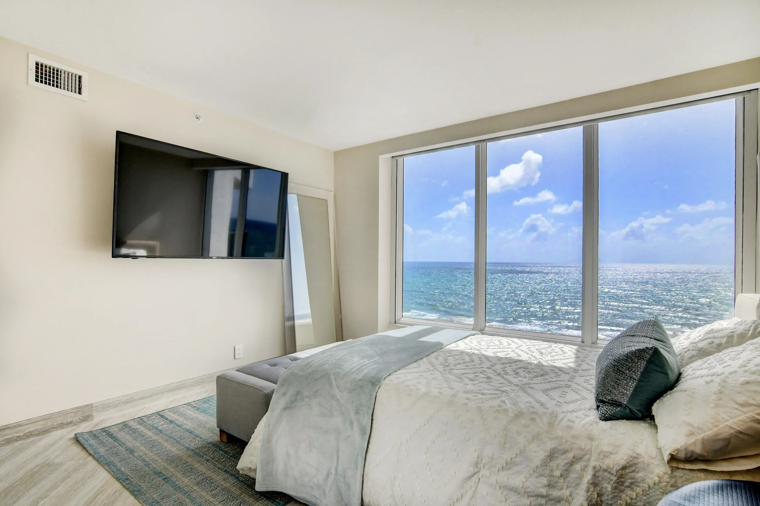 Direct ocean views, east facing. Flat screen TV