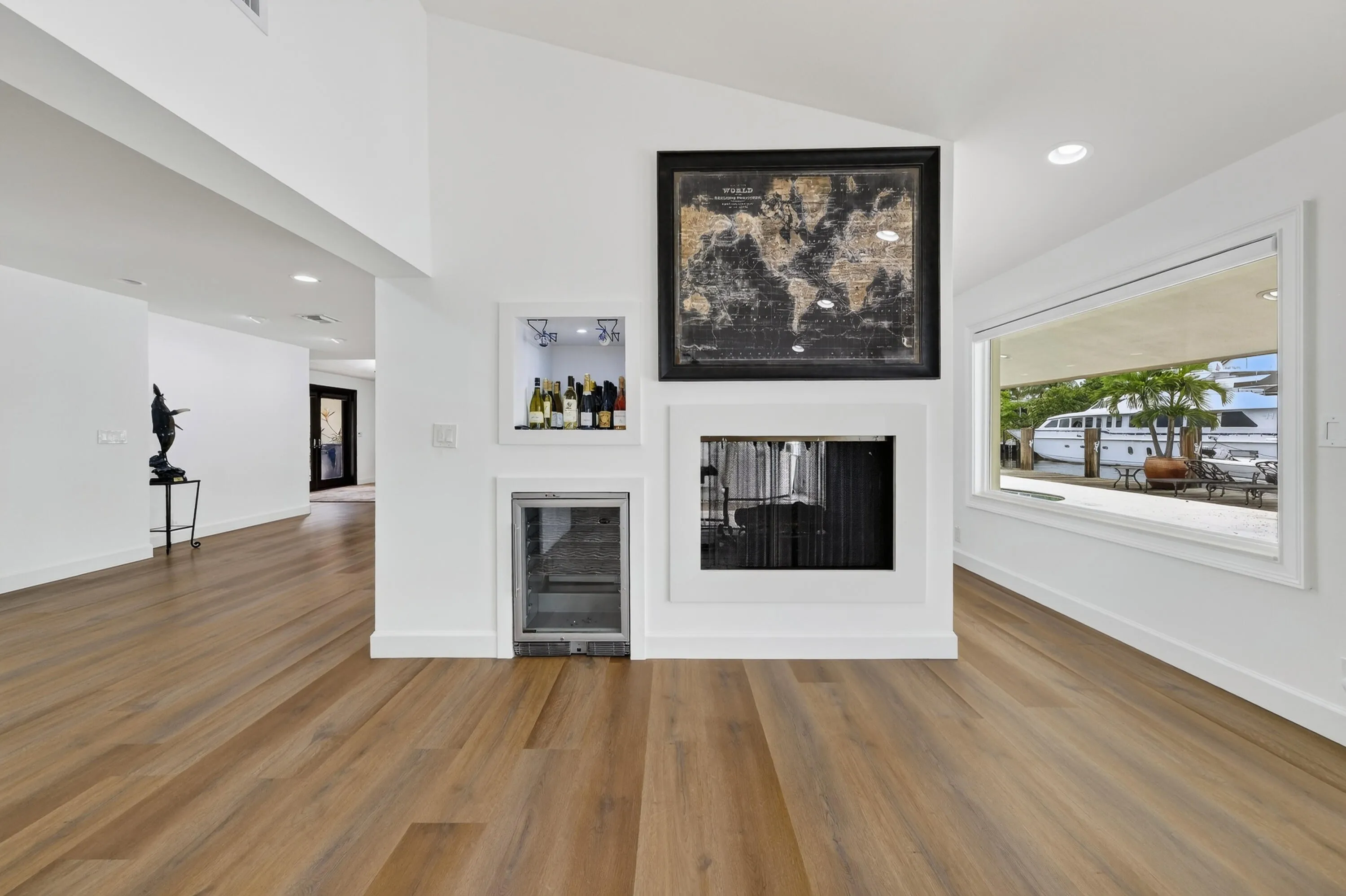 329 Isle of Capri Drive. Fort Lauderdale