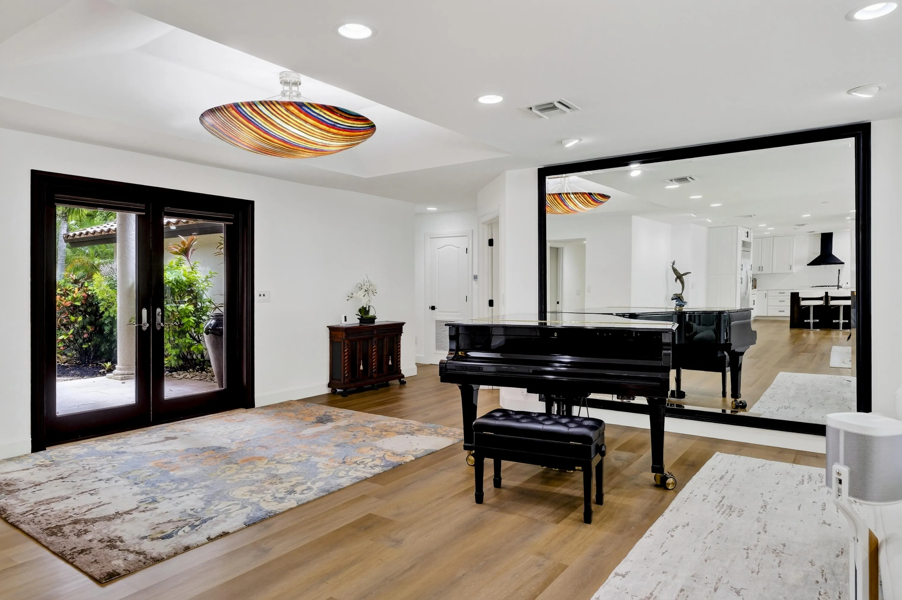 329 Isle of Capri Drive. Fort Lauderdale