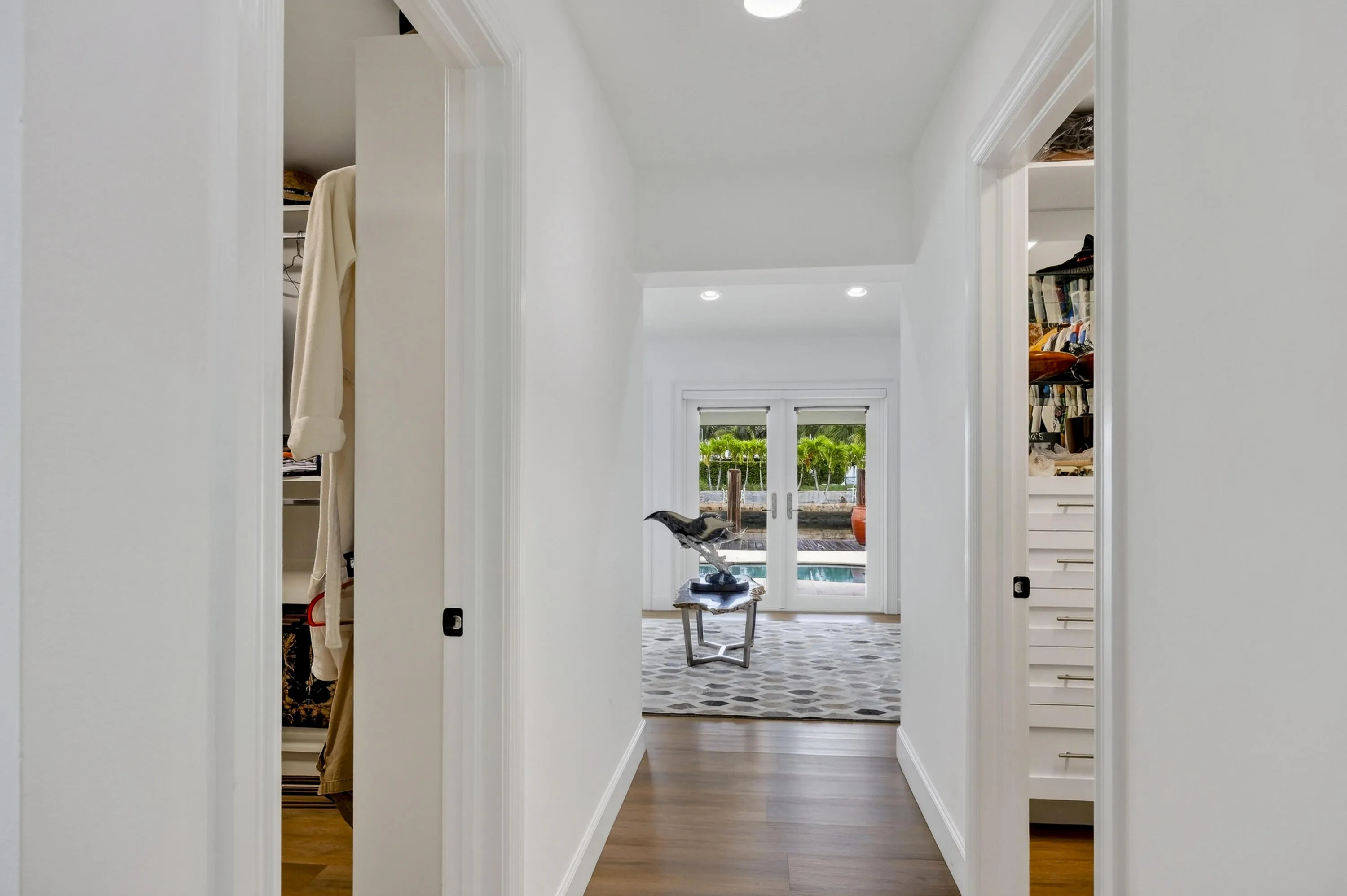 329 Isle of Capri Drive. Fort Lauderdale