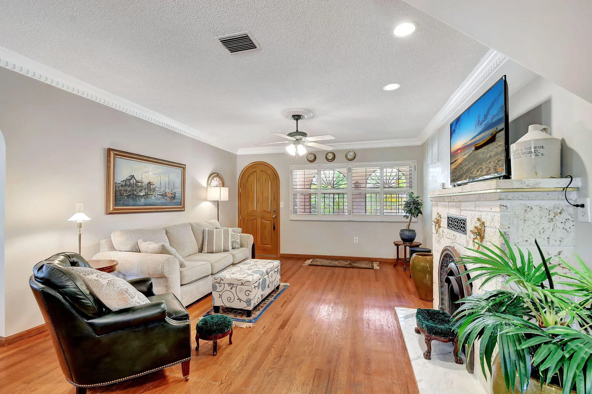 8-web-or-mls-House (8)