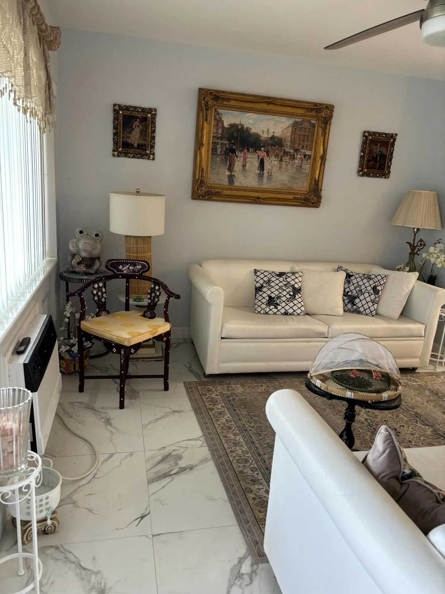 LIVING ROOM.
