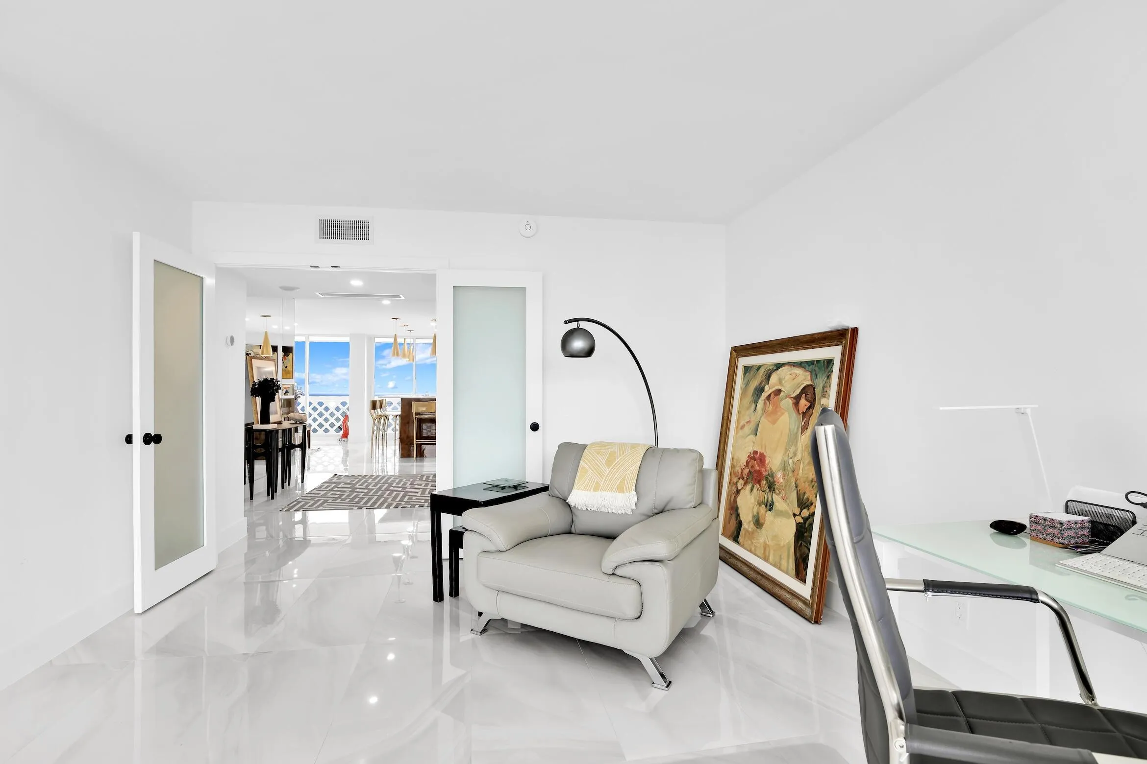 Third bedroom / Office