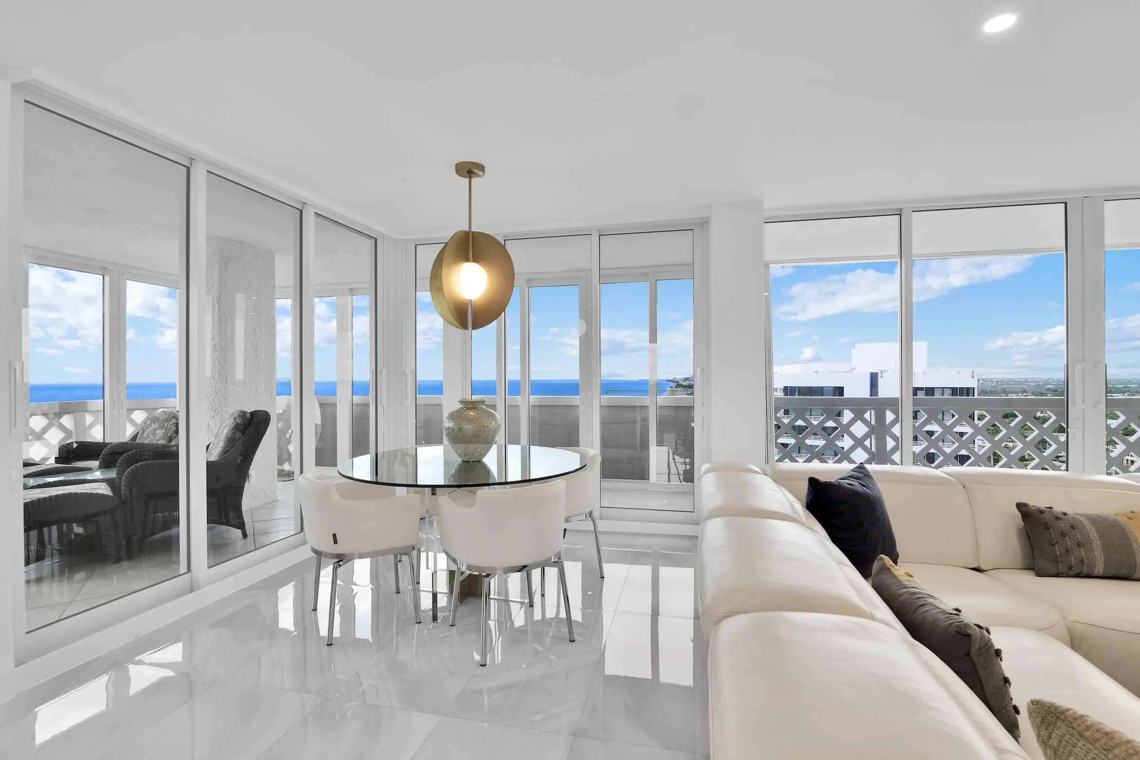 Living / Dining