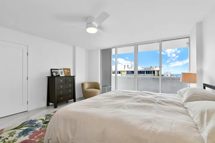 Second bedroom