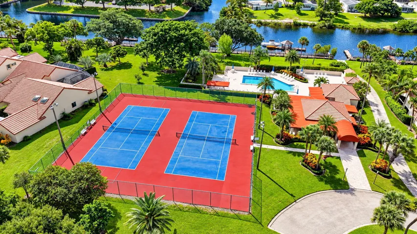 Tennis