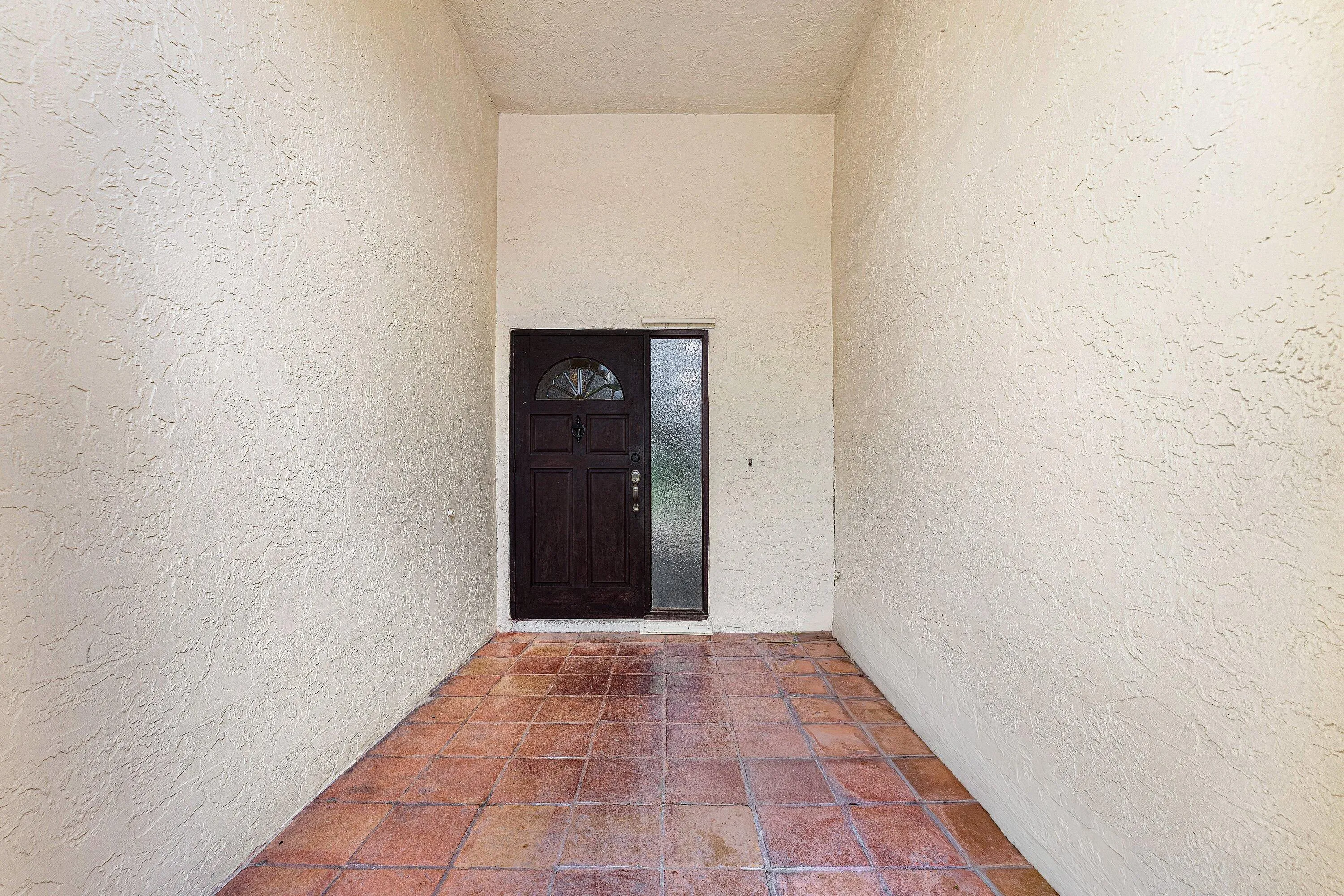 004-13853SheffieldStreet-Wellington-FL-3