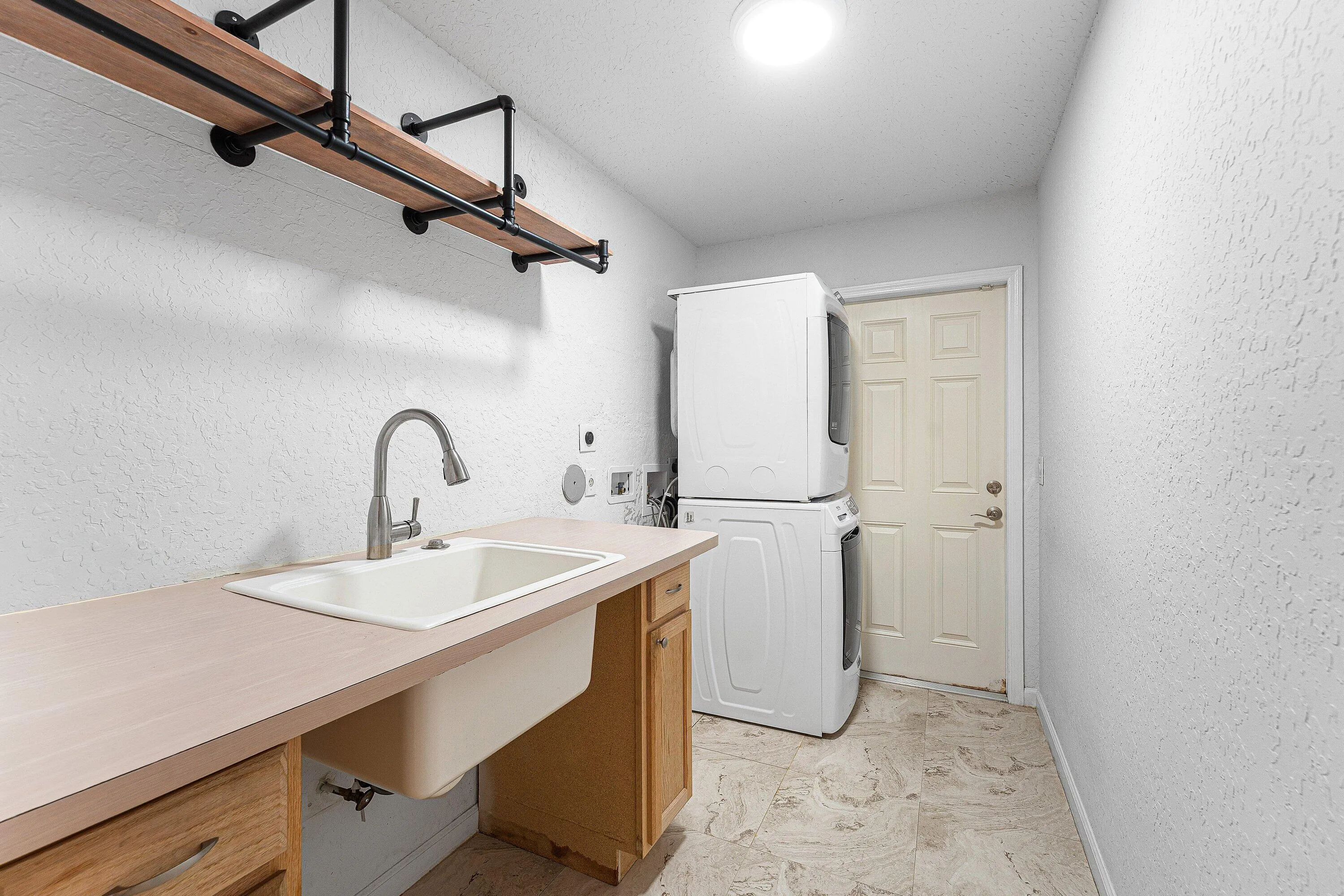 018-13853SheffieldStreet-Wellington-FL-3