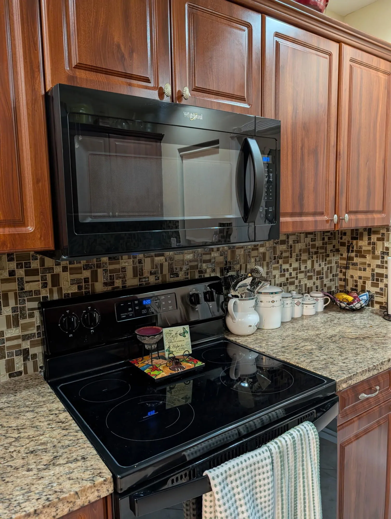 Maria Kitchen 3