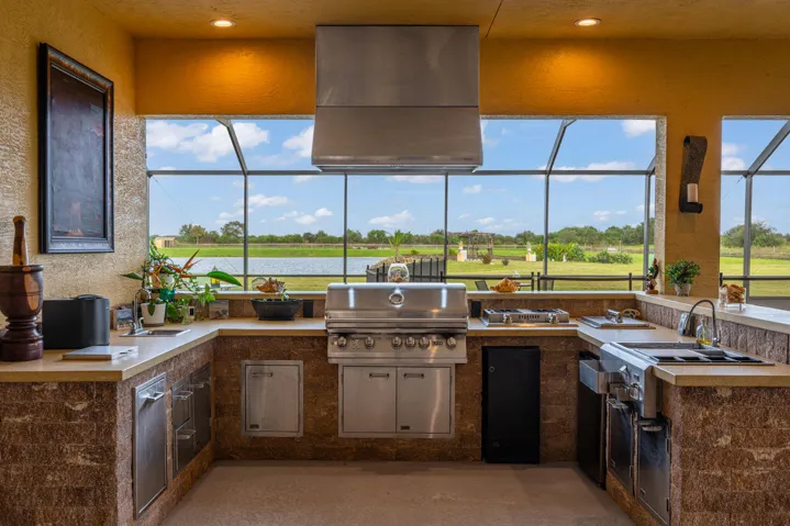 Custom Built Full Kitchen