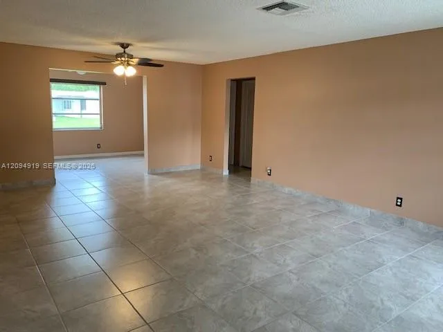 Living/Dining area