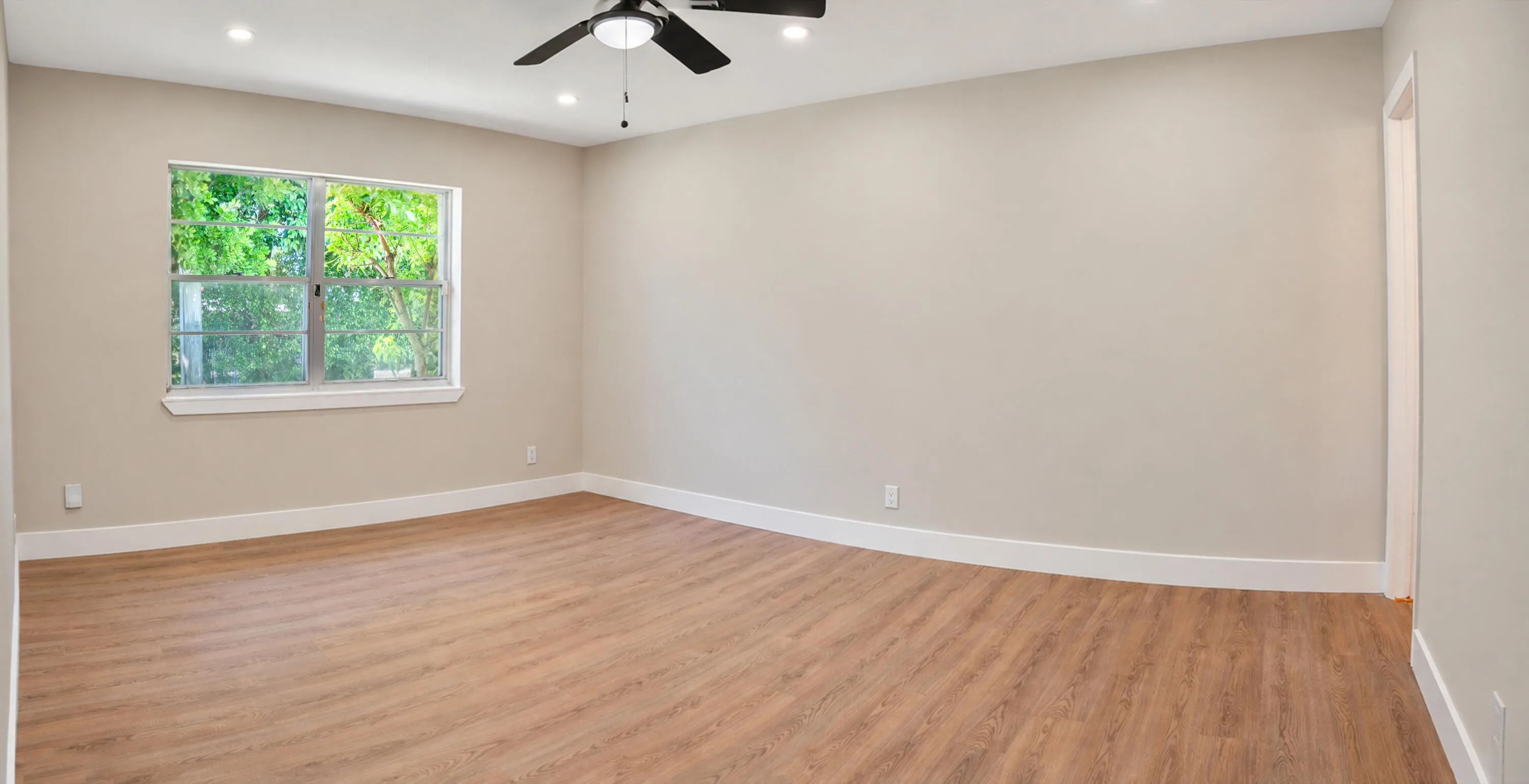 THP09476-HDR-Pano