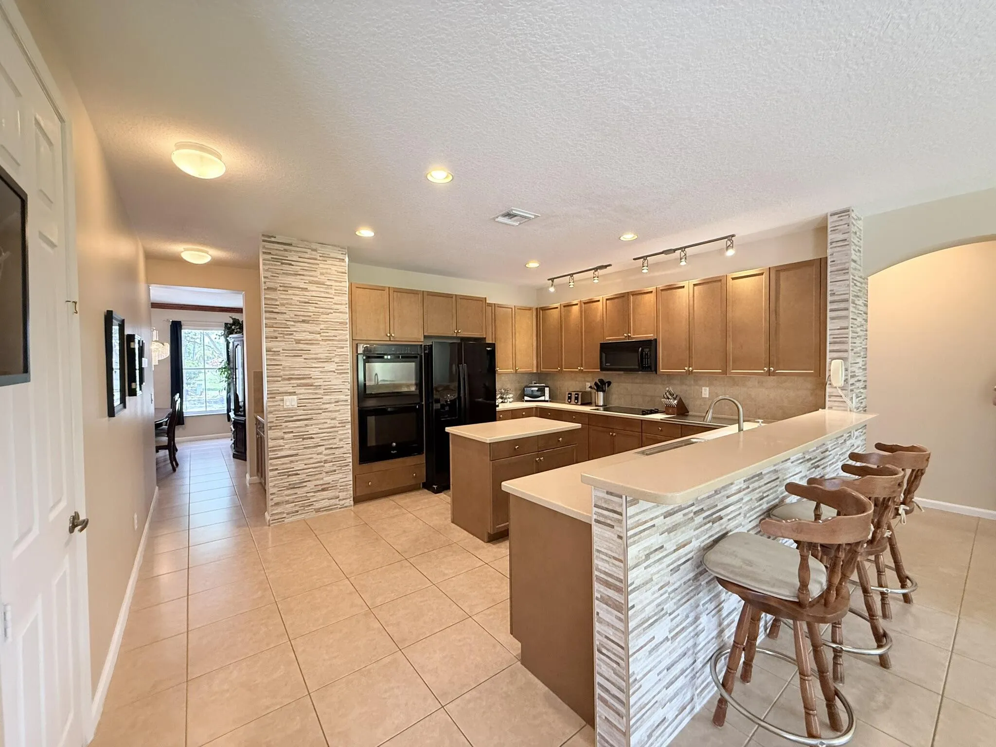 Kitchen 4