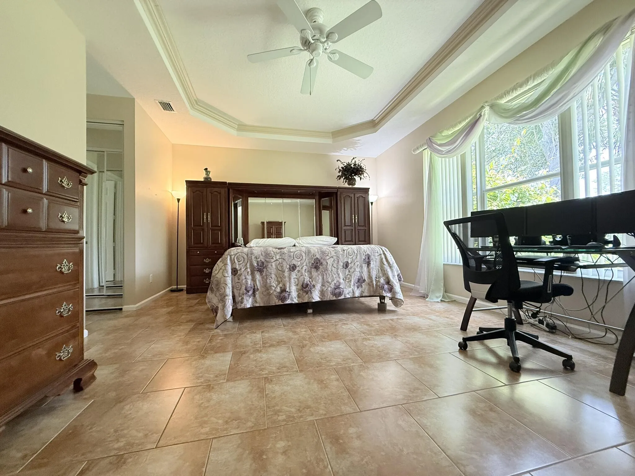 Master Suite 2