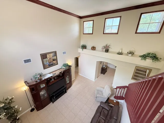 Living Room 4